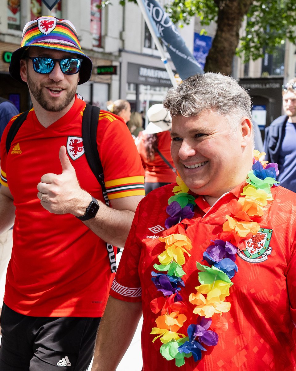 FAWales's tweet photo. Diolch to everyone who joined us at Pride Cymru over the weekend ❤️

Our competitions to win a Rainbow Wall bucket hat and a Pride 26 shirt signed by the Cymru women’s national team are still open.