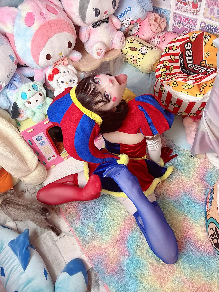 mobbunny1's tweet photo. pomni’s abstracting..!!! 😳😱

Cosplayer: @mistykittyyy https://t.co/JHLlwP2Fw2