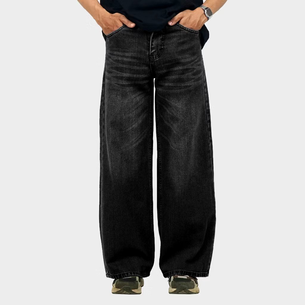 nrfdlh22's tweet photo. Spill baggy jeans pria yang sering lewat di TL. Potongannya jatuh bgt di sepatu, bikin siluet kaki keliatan proporsional tapi tetep santai. Cek di sini. 

A thread https://t.co/a4vqn4Fnlo