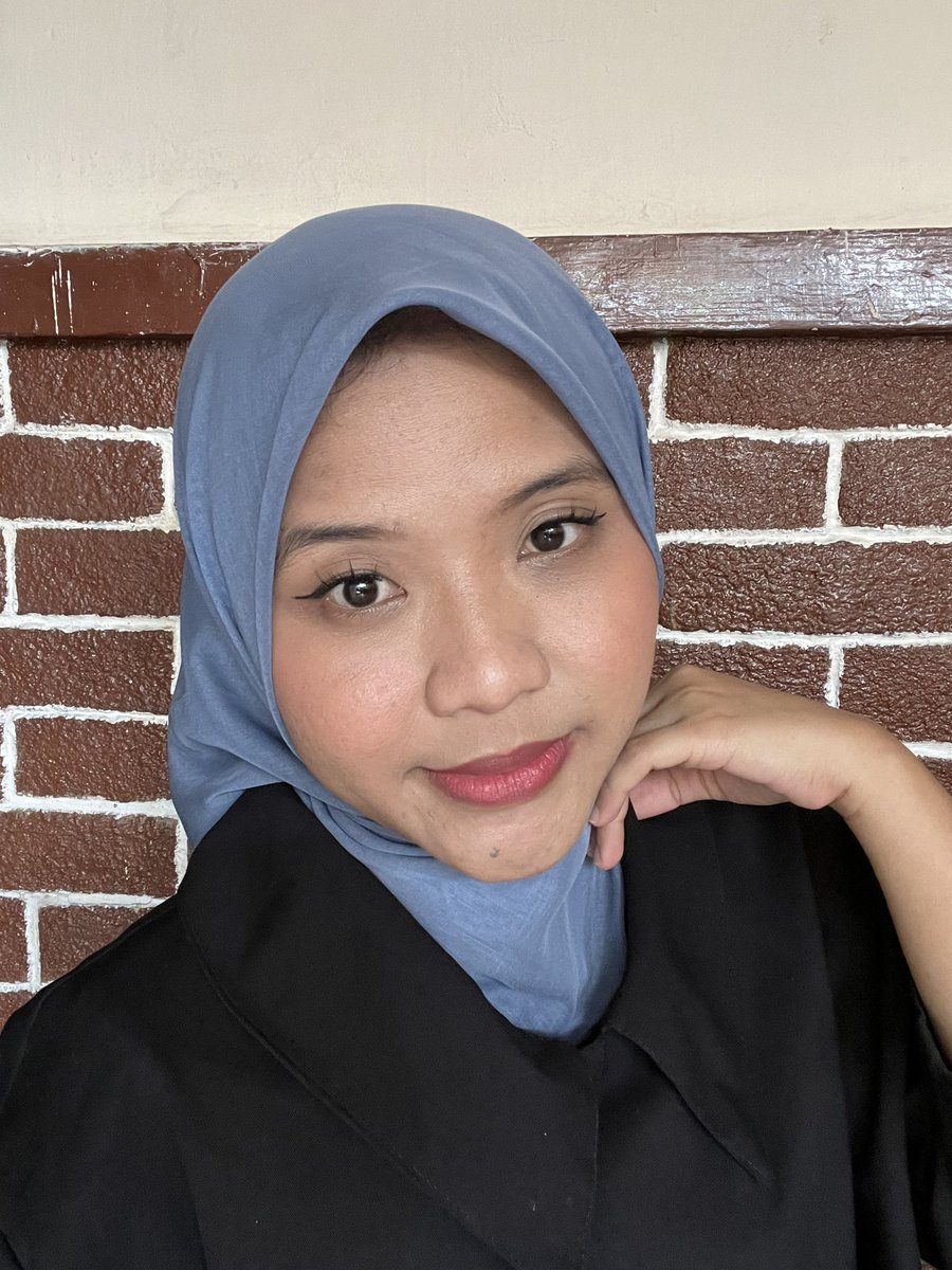 lovverings's tweet photo. Di antara semua hijab paris yang aku punya, NAPOCUT masih jadi tahta tertinggi 🏆

Bahannya nyaman, gampang dibentuk dan hasil akhirnya selalu TEGAK PARIPURNA 🌸💓 https://t.co/K5EQdUxIjs
