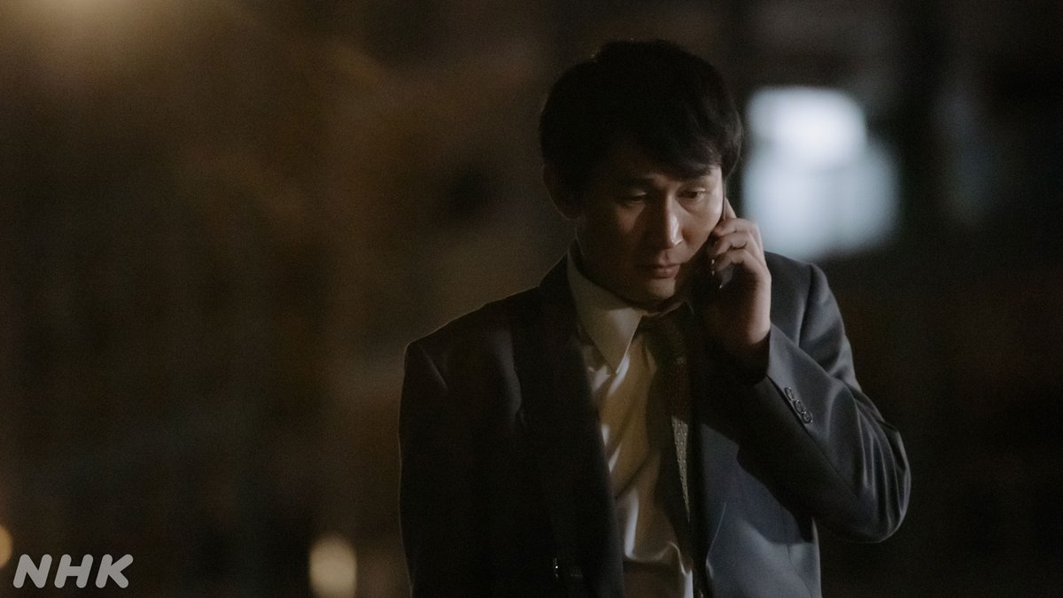 nhk_dramas's tweet photo. 🌙#夜ドラ【#ミッドナイトタクシー】🚕
月曜から木曜 夜10:45〜11:00

＼今夜10:45から／

今回の乗客は、強面社長
…に指示を受けて水を売るサラリーマン、亀村

#池田鉄洋 #じろう (#シソンヌ)
#古川琴音 

📱公式HPはこちら
https://t.co/ZK3v7dsGc0 https://t.co/gQokUbNhB9