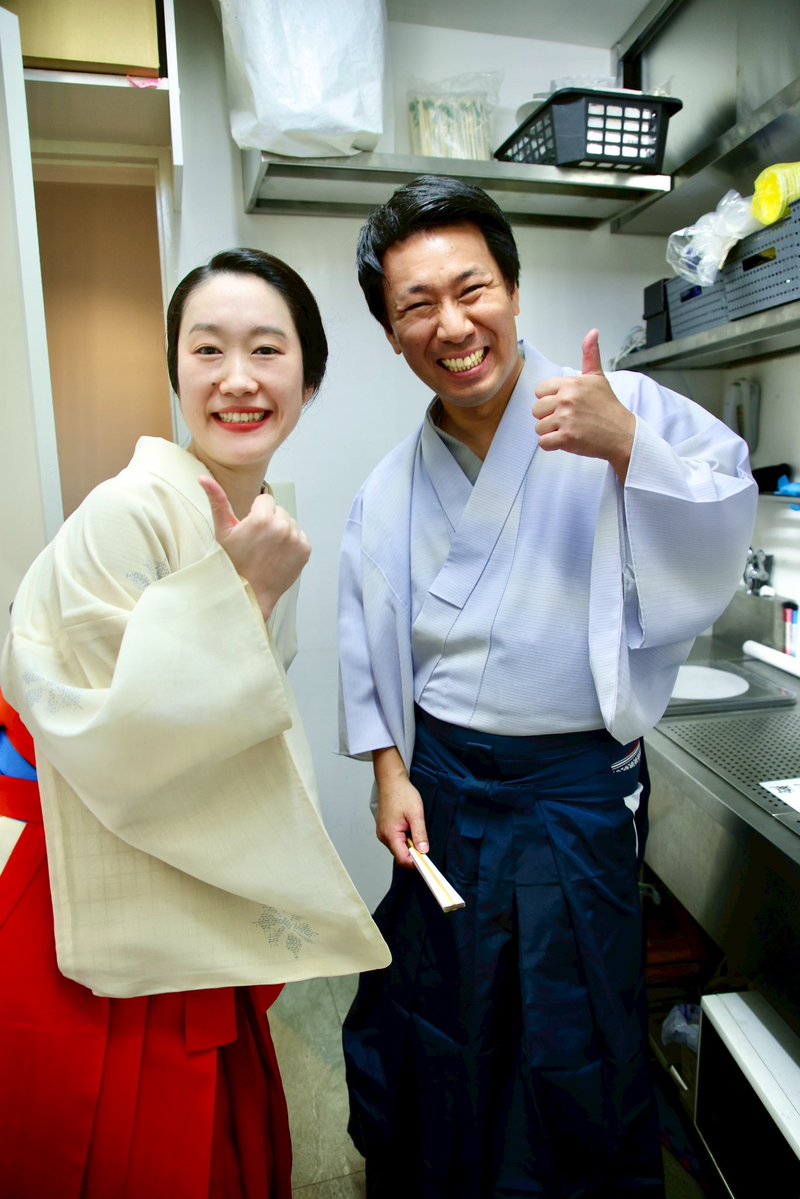 GinyaTanabe's tweet photo. 第三回べ瓶・銀冶二人会御来場ありがとうございました！
舌好調のべ瓶兄さんとの対談は笑い過ぎてすぐに講談一席読むのは中々ハード。ペース配分大事。鍛えられますッ　浪曲素語りにも手を出すとは貪欲な兄さん！愉快な会でした
次回は12月13日14時開演 https://t.co/N247fvF6Oi