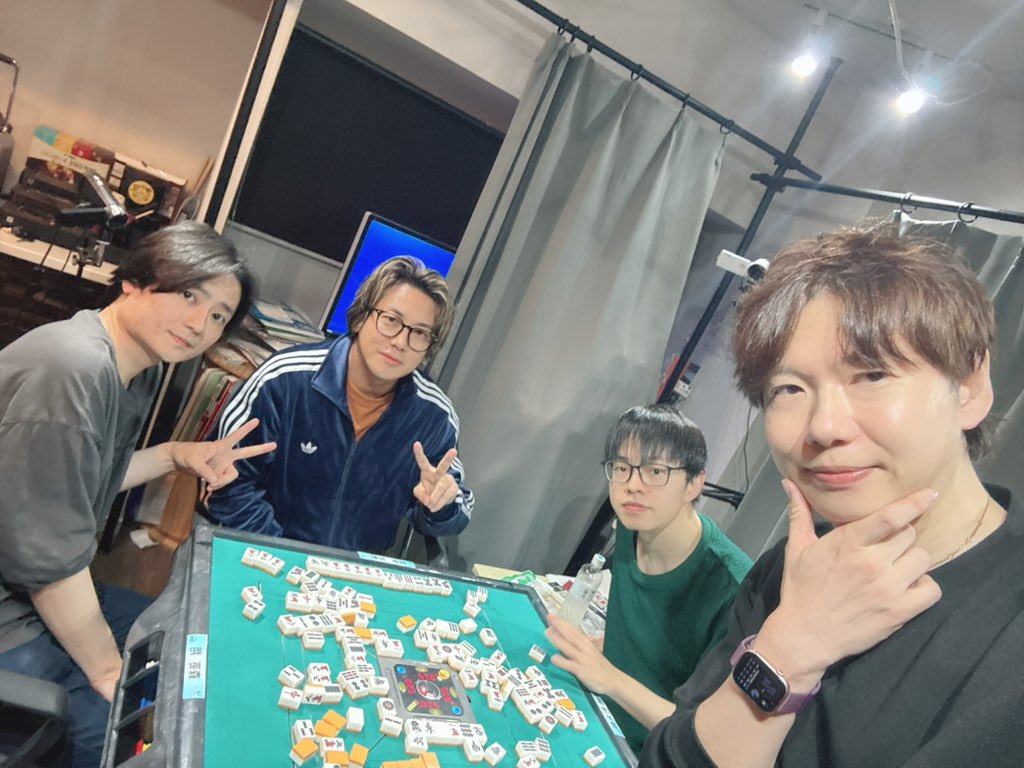 yajikyun's tweet photo. もうすぐ始まります！
良い麻雀打つぞー👍 https://t.co/RShOgkVlOW