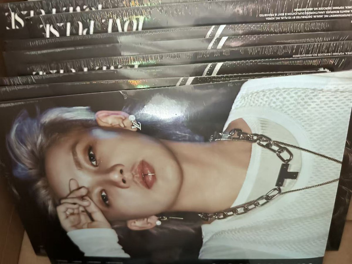 onlyonekm1's tweet photo. 트레저 미니 앨범 미개봉 양도 
WTS TREASURE 3rd MINI ALBUM LOVE PULSE SEALED ALBUM  

2.5/100

✅proof 
✅unopened 
✅sealed
✅bulk
✅on hand
✅ready to ship

https://t.co/cMaOtbJqZx

⭕️Korea bank ⭕️sporty ver

현석 지훈 요시 준규 재혁 아사히 도영 하루토 정우 정환 https://t.co/UitJqa6kt7