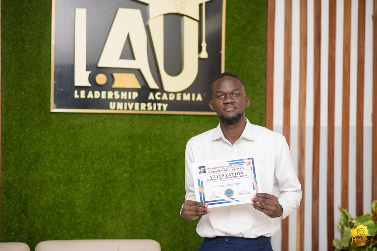 Davidtsar04's tweet photo. Je suis fier d’avoir achevé mon parcours en Élaboration et Gestion de Projets de Développement à Leadership Academy University.

Cette formation m’a permis de mieux comprendre comment transformer une vision en projet concret, utile et durable.

Project Manager 🎖️🎓 https://t.co/PS2VRQX7Aw