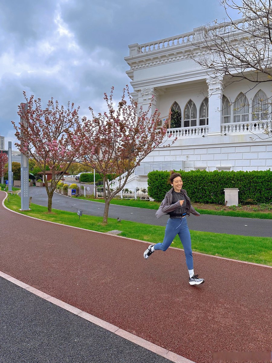 almost34's tweet photo. Starting a small daily walk (just 20 mins!) boosts energy, sharpens focus, and strengthens immunity. Small steps, big health wins! https://t.co/YNOCcWVJHA