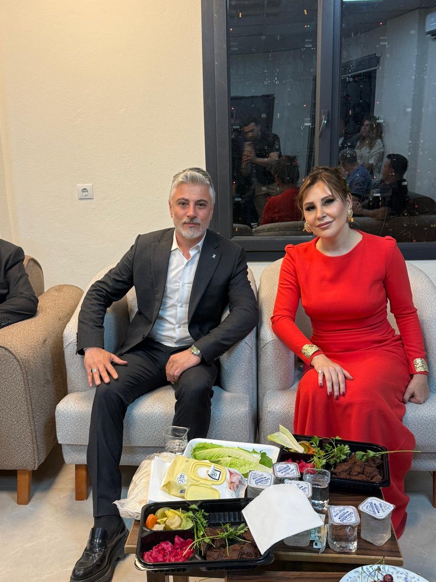ismailbayhocaa's tweet photo. 3 gün süren festivalde katılan tüm hemşehrilerimize teşekkür ederiz. Sahne alan Tissilawen, Kubat ve Funda Arar’a katkılarından dolayı teşekür ederiz. Belediye Başkanımız Hayrettin Demir ve tüm belediye çalışanlarına teşekkür ediyor festivalin ilçemize hayırlı olmasını diliyoruz. https://t.co/CwLLcl9XQk