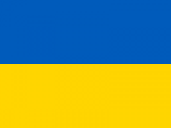 pozar_w's tweet photo. Jestem z Polski. Jestem za Ukrainą.  

Я з Польщі. Я за Україну.

I'm from Poland. I stand with Ukraine. https://t.co/52Pv1G32Lu