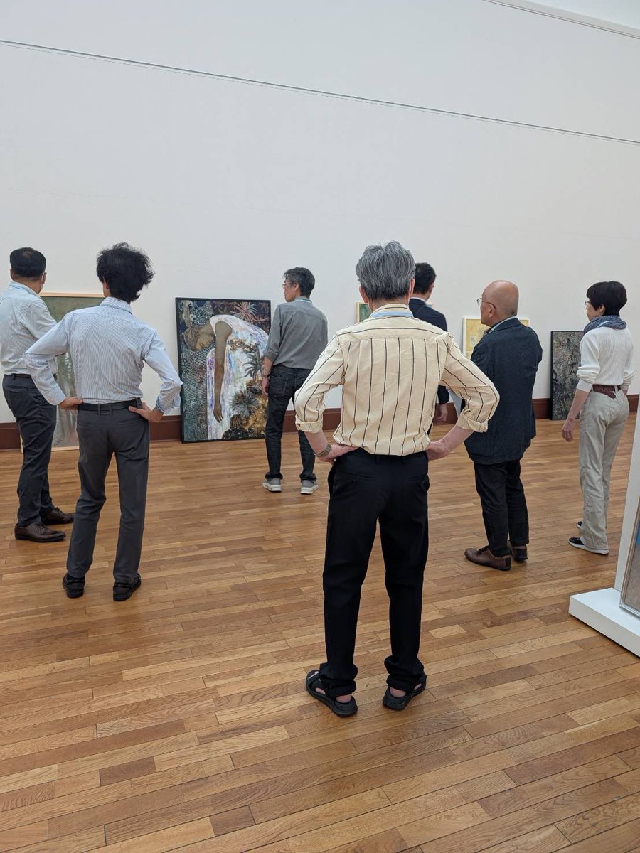 nisshunten1965's tweet photo. いよいよ開幕‼️

京都展は6/16(火)、12時から
京都市京セラ美術館にてはじまります❗️

搬入と飾付けを公開です。

京都展でも、第60回記念の展示映像
「日春展の歩み」をご視聴頂けます。

是非ご高覧たまわりますよう、心よりお願い申し上げます。

#日本画
#日展
#日春展
#京都市京都セラ美術館 https://t.co/u3IO8NRmLt