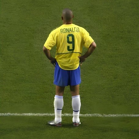 90sfootball's tweet photo. Ronaldo 9⃣ https://t.co/hPWNRWntkt
