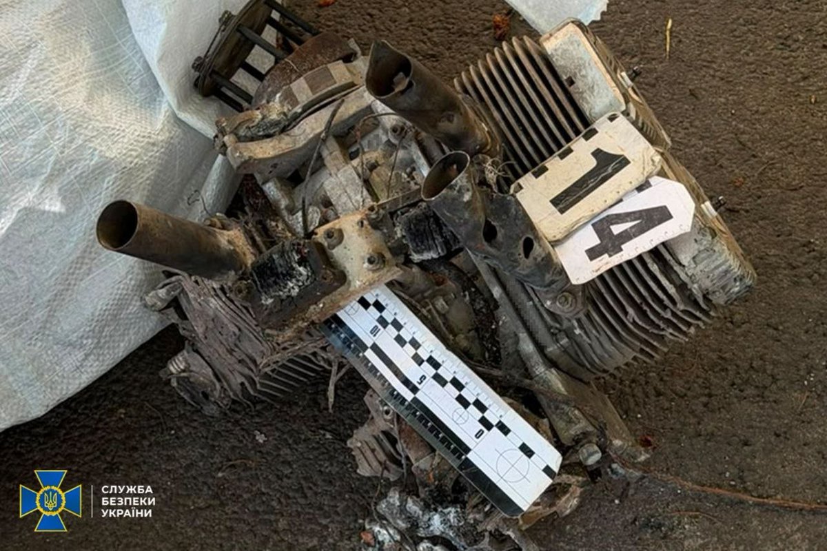 sternenko's tweet photo. Russia launched a "Geran-2" drone strike on the Kyiv-Pechersk Lavra.

The "Geran-2" is a Russian version of the Iranian Shahed drone. The SSU has established that some of its components were manufactured in the "Alabuga" special economic zone. 
As a result of the attack, the cathedral's roofing, domes, walls, and glass windows were damaged.

The strike has been classified as a war crime. 
Russia will be held accountable for all its strikes.