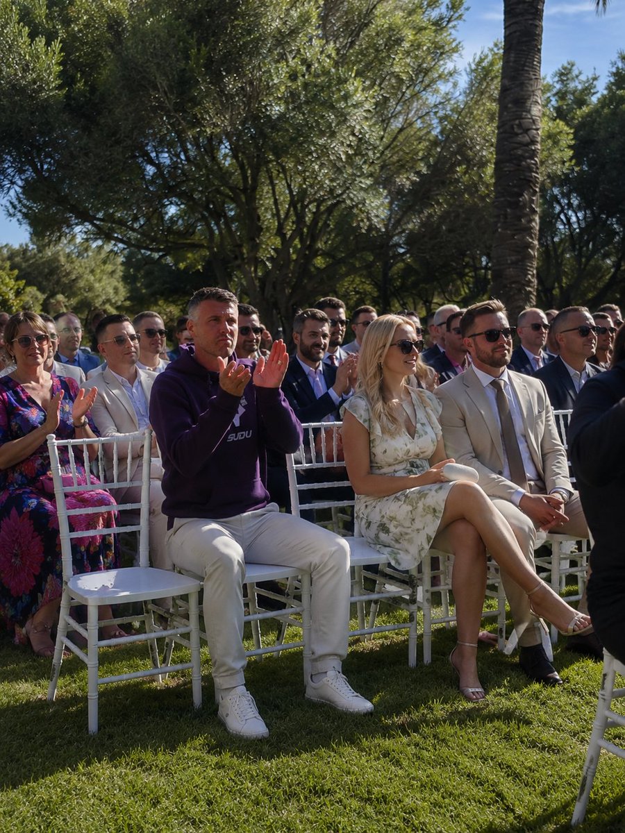 CarbonLoom's tweet photo. Rob Edwards has been spotted at a wedding attended by Tripper over the weekend. #wwfc https://t.co/WTlQLVe58D