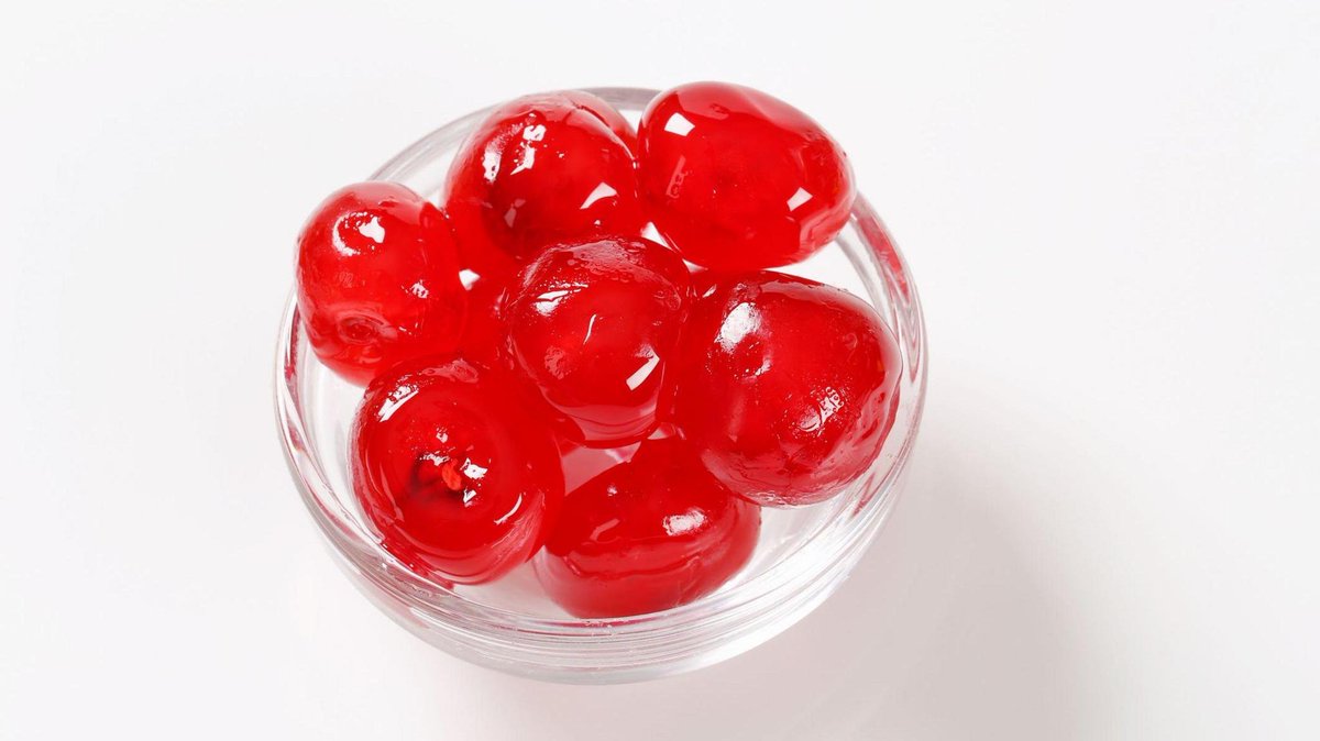 SamaHoole's tweet photo. For thirty-five years it was illegal to put a particular red dye in your lipstick, because it caused cancer in laboratory animals. It stayed perfectly legal to put the same dye in sweets aimed at children.

The dye is Red 3, the bright cherry colouring known in the trade as erythrosine. In 1990 the American regulator banned it from cosmetics and skin creams, having accepted that it caused thyroid cancer in rats. There is a law, the Delaney Clause, that is meant to be simple. If an additive causes cancer in people or animals, it should not be in the food supply.

So it came out of the lipstick.

It stayed in the food. Sweets, cakes, frostings, some medicines, the cheerful red things pointed straight at children. For more than three decades the very same substance was judged too dangerous to wear on your lips and perfectly fine to feed to a five-year-old.

It took until January 2025, after a campaign group filed a formal petition, for the regulator to finally pull it from food as well. Manufacturers have until 2027 to take it out.

For thirty-five years the system held two positions at once. Too risky for your face. Acceptable for your child's mouth. And it took an outside group, not the regulator, to finally force the contradiction shut.

These are the people whose judgement you are told to trust completely on butter, beef and salt.

Bear that in mind.