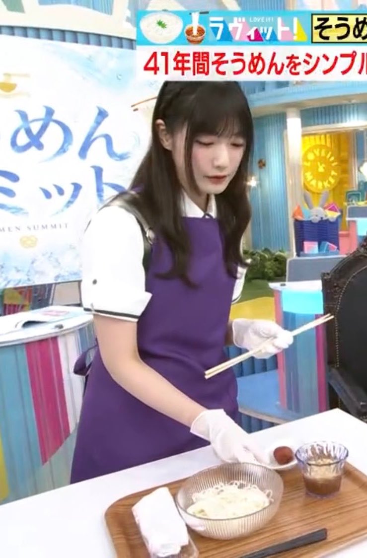 Sakura_nakamu's tweet photo. エプロンがペンラカラー
愛感じるよなぁ
#ラヴィット #櫻坂46 https://t.co/U2X95U4vme