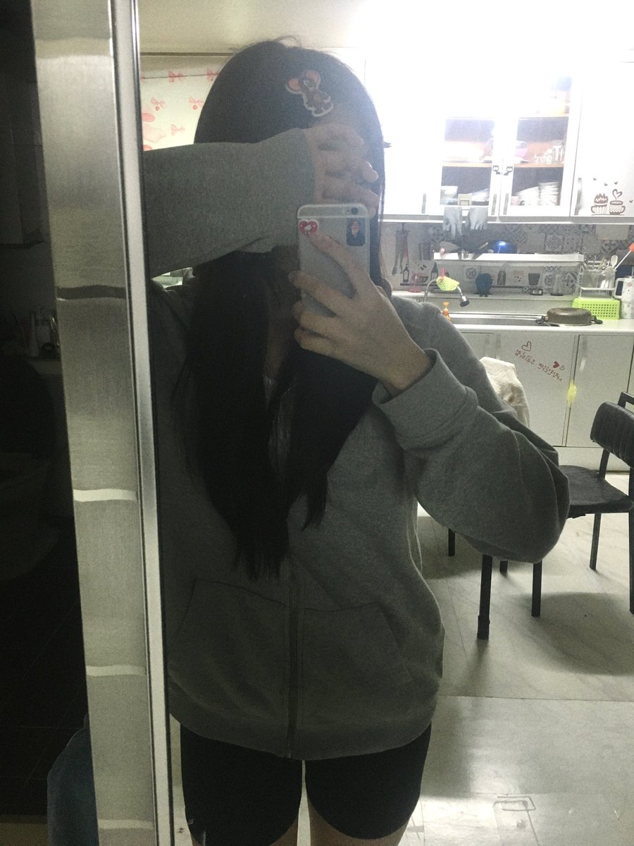 5lanlj's tweet photo. 여름감기 https://t.co/rVcGx3qP33