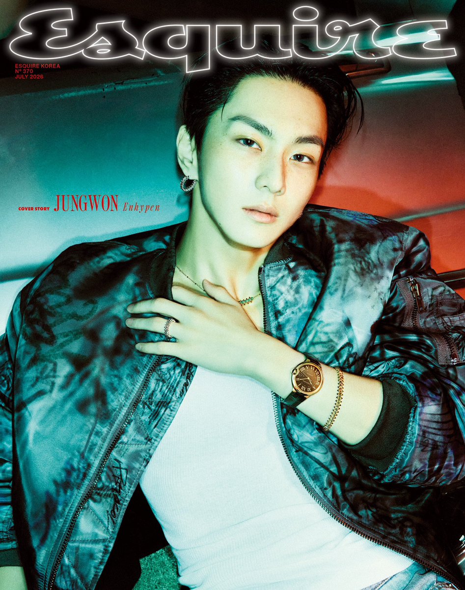 SHIMJAEYOON7's tweet photo. ว้ายยยย จองวอนกับนิกิ ขึ้นปกนิตยสารของ ESQUIRE KOREA  ใส่ CARTIER ด้วยยย เริ่ดสุดๆๆ อินเนอร์ ท่าโพสแรงมากกก แม่จะเป้นลมมมม https://t.co/FWv9rzj1lm
