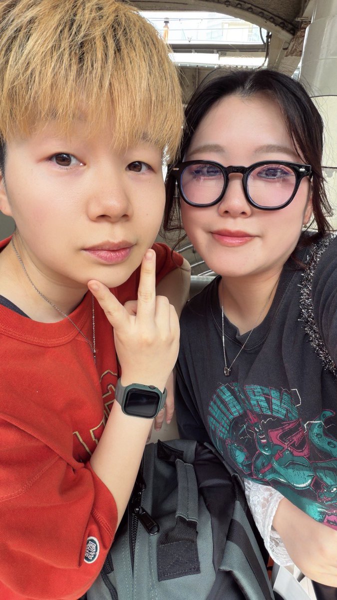 haaaacchi08's tweet photo. 4年近くにもなれば
当たり前が多くなって扱いも適当になって
後悔が増えることが多くなったけど
初心を思い出させてくれた
back numberに感謝したい
ほんとに最高な1日だったな https://t.co/9hvnAQ6AY1