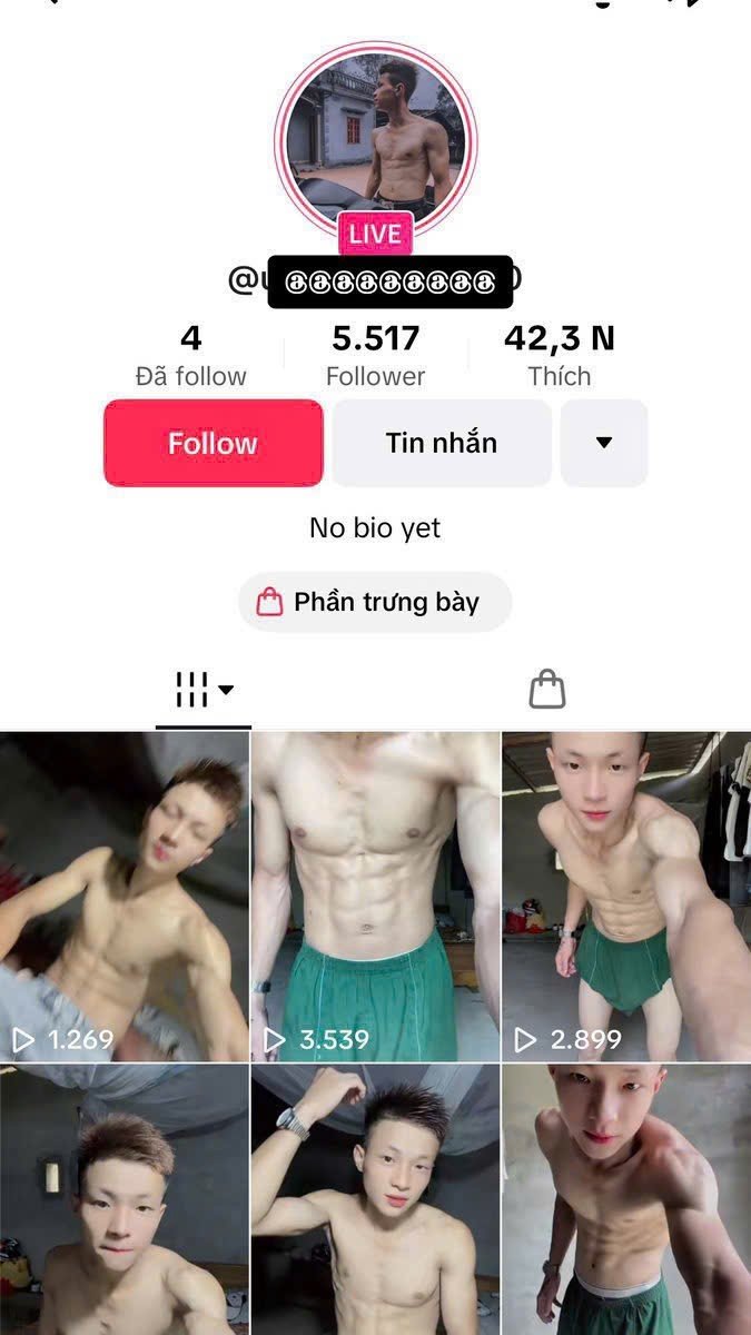 Cam mười tú tweet media