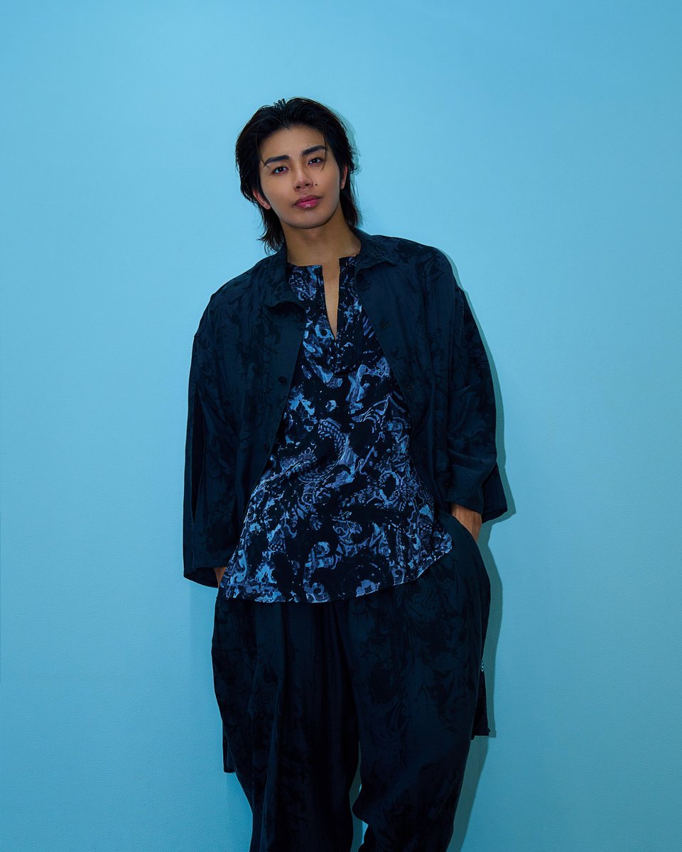 therampagefext's tweet photo. 「ASIA STAR ENTERTAINER AWARDS 2026」
Award Ceremony Look📸
#武知海青 @kaiche_official 

@officialyohji 
#YohjiYamamotoPOURHOMME 
#ヨウジヤマモトプールオム
#THERAMPAGE https://t.co/ffCj0JVbZI