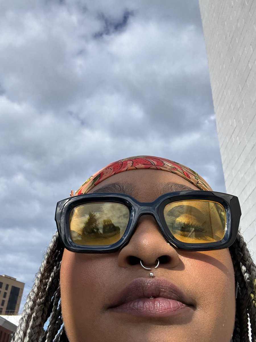 KayNeverStops's tweet photo. Good morning. Let’s gets this bread https://t.co/DEWFWha5Lt