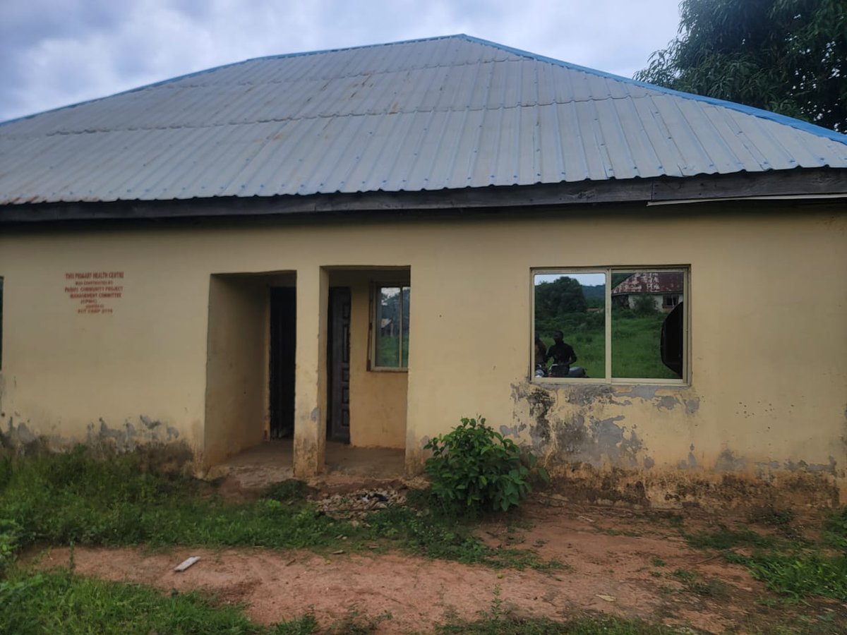 TrackaNG's tweet photo. Why should people die from preventable illnesses and pregnant women transported on motorcycles to other communities, when a health facility was constructed??

In 2019, a health facility was constructed at Pabiri Community in Kuje Area Council, FCT under the FCT Community and Social Development Project, and since then, this facility has not been opened for use.

Community members reported that immediately after the commissioning of the facility, it was abandoned and locked. No healthcare personnel was deployed to manage or operate the centre.

During our visit, we witnessed a disturbing situation where a pregnant woman in labour had to be transported on a motorcycle to another community about 5km away for medical assistance. 
Community members have also narrated several cases of deteriorating health cases due to lack of access to timely treatment and incidents of avoidable deaths resulting from delays in accessing medical care.

We implore the office of @GovWike, the @Fmohnigeria, @NphcdaNG, to facilitate the immediate renovation, equipping and staffing of this facility for use.

#FixOurPHCs