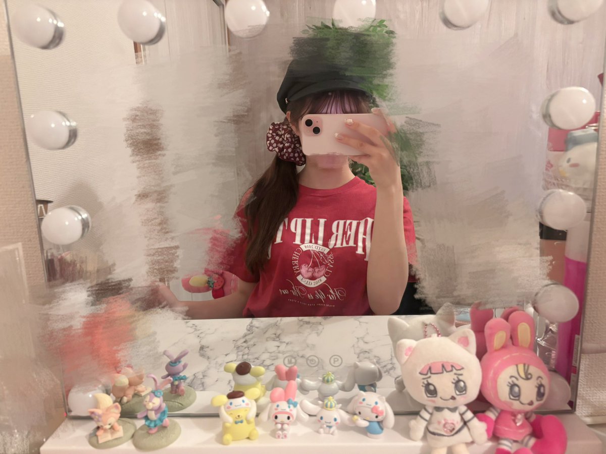 babu__pyon's tweet photo. やっぱりシュシュ欲しくなって買いに行ったけど可愛すぎる♡(  > ·̫ <)🍒#herlipto https://t.co/rmfAM5xPpw