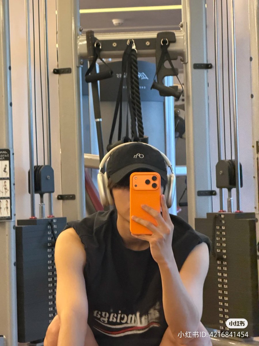 spoon_ww's tweet photo. 윈윈이 샤오홍슈 🧡 https://t.co/YVLovCe25B