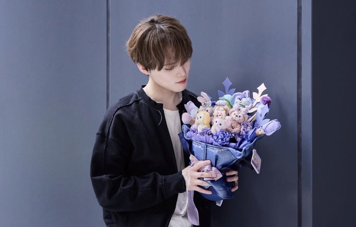 _Rheinbow_'s tweet photo. BEAUTIFUL CHENLE BEGIN AGAIN
#Chenle_BeginAgain
#천러_비긴어게인 https://t.co/uyMx2H52lE