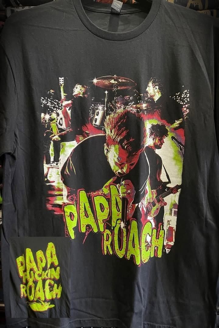 area23shop's tweet photo. สินค้าลิขสิทธิ์แท้ของวง PAPA ROACH เริ่มต้น 1,350.- มีของพร้อมส่ง จัดส่งฟรี!

https://t.co/UvIRlAsDxr 

#AREA23Instock https://t.co/CCC4Cu8TBL