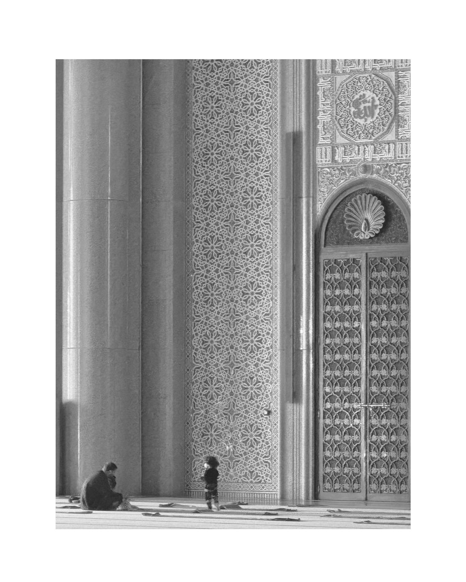 _andede's tweet photo. For a moment, the architecture stopped being the subject.

Hassan II  Mosque, Casablanca https://t.co/pRBCfQbxyy
