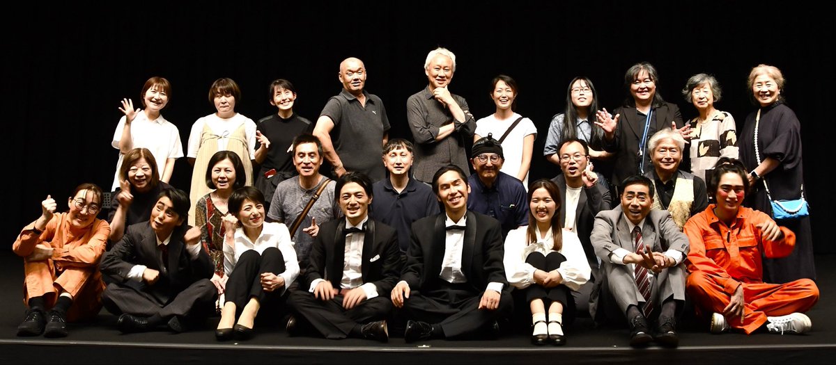 toyama_butai's tweet photo. 🎩富山舞台第10回公演
『熱海殺人事件』
3日間の滑川公演が、無事に終演いたしました🌷

劇場にお越しくださった皆様、サポート会員の皆様、スタッフとして関わって頂いた皆様、ありがとうございました👏💖

写真・中沖修一

#富山舞台
#熱海殺人事件
#終演報告 https://t.co/VSQSYomBeS