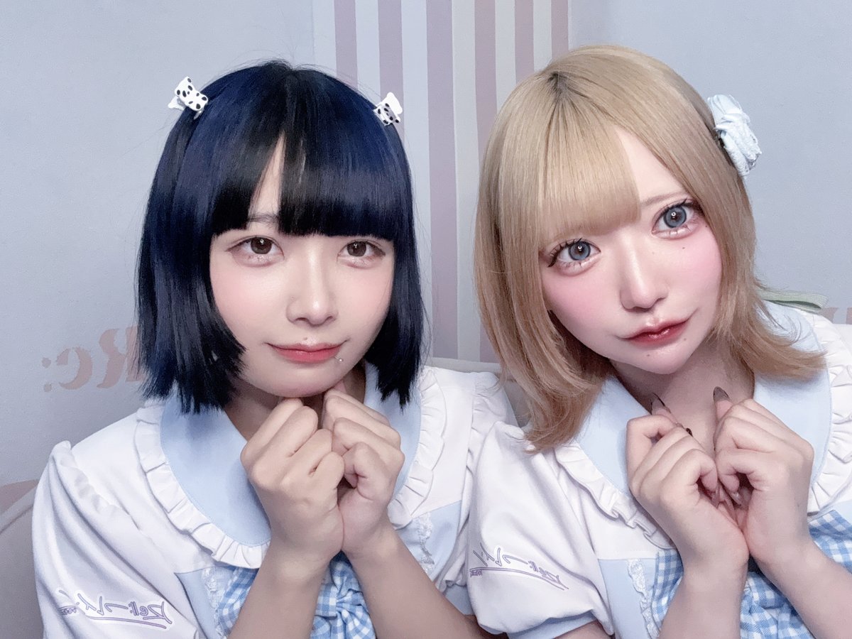 Refrain_mishima's tweet photo. 🩵本日のメンバー紹介🩵
ｰopenｰ18:00〜1:00

通し
天使らるむ
@refrain_llarumu 
ぴの
@refrain_pino 

🤍推しとゆっくりお話できるチャンスっ❤︎｡･⟡.*⟡.*
 
🤍遠隔はこちらから⬇️
https://t.co/ndQAUWxLSZ
#コンカフェ　#静岡コンカフェ　#三島 https://t.co/ba6UCSQHW4
