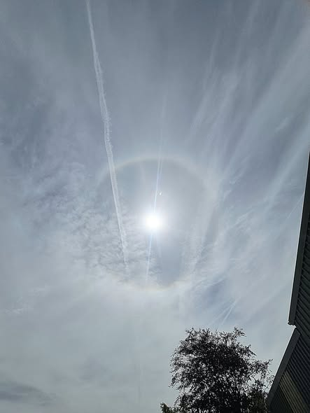 DELTA9_DELTA9's tweet photo. chembow spotted in Wales this morning #geoengineering https://t.co/7zRS5XIhZI