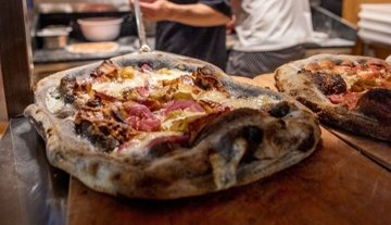 Wallace_Asti's tweet photo. Every Tuesday we offer a FREE pizza with every bottle of wine ordered!  We are a few minutes walk to #FairviewPark gigs #Kasabian #DavidGray 
https://t.co/fACcDfsboG 🇮🇹 https://t.co/qGnvNwwAFD
