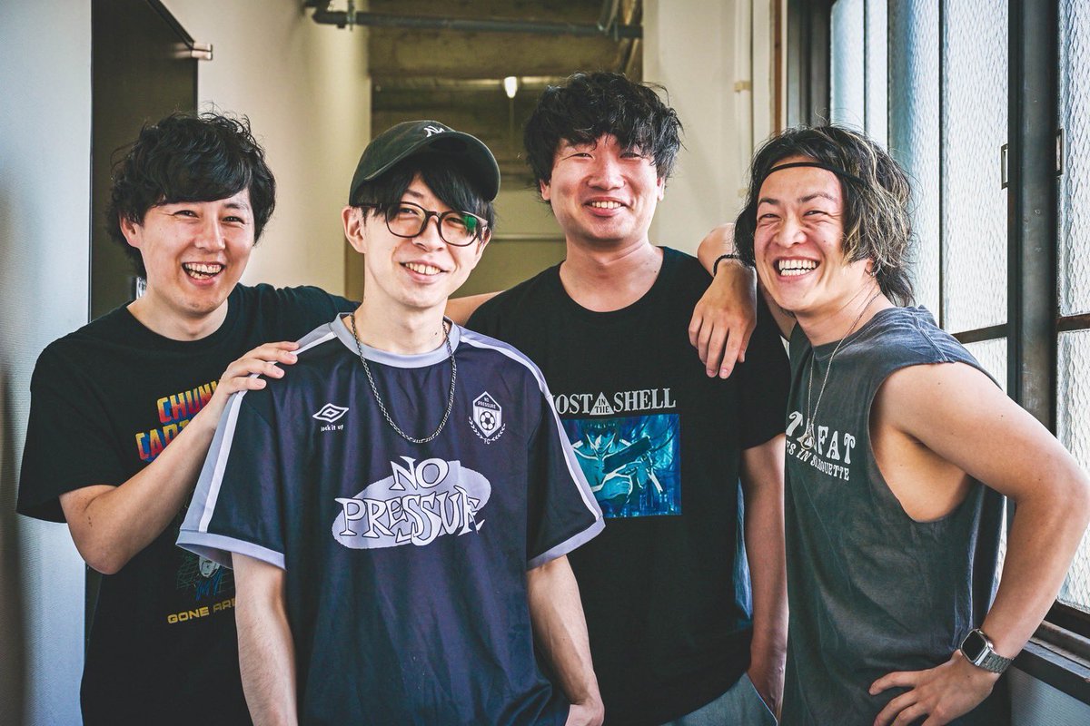 R7R_poppunk's tweet photo. 🌈Always Summer解禁🌈

⭐️8月15日（土）
弘前KEEP THE BEAT

w/
23rdOctober 
fove
The Mappys
湖と嶺。
Jr.alcohol
ユーステア

⭐️新しいアー写、ロゴも完成しました‼️
新作グッズも乞うご期待！ https://t.co/RrlujFaXWn