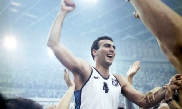 RedSinnerTao's tweet photo. 🇬🇷💙 nikos gkalis... and MJ ofc 🙂 https://t.co/ALZioRbm8Y