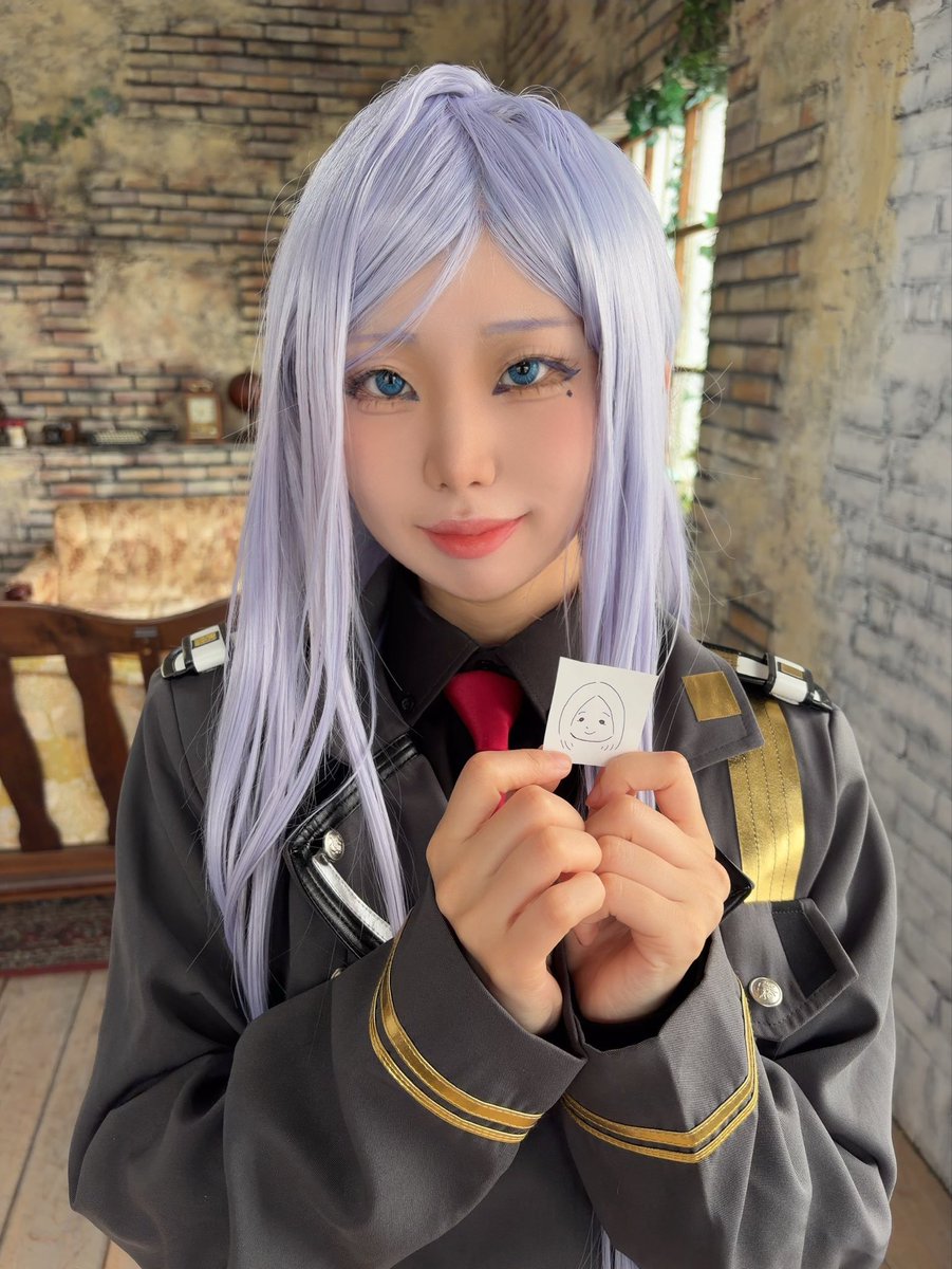 Hikari8239's tweet photo. 86/アンジュ
ハンドラーワンに書いてもらったイラストと一緒に🌸

#cosplay #コスプレ https://t.co/c4G10S9Ht4