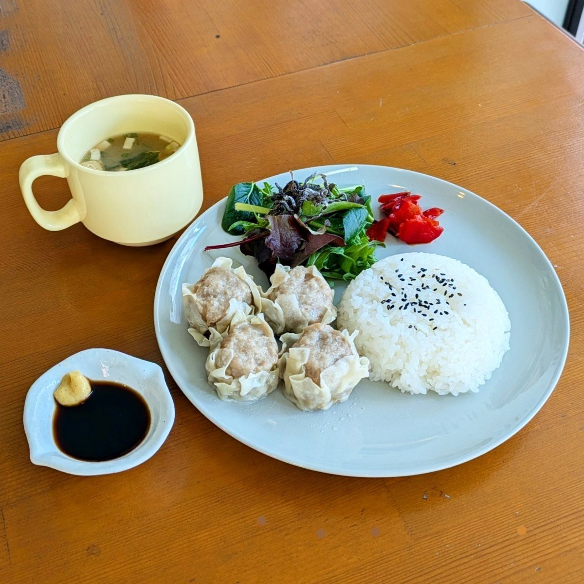 KBarlive's tweet photo. いよいよはじまりました！

初戦ドロー！

今後も期待ですね！

サッカー、野球等、他競技、他試合おたずねください！

楽しんでいきましょう！

※6月17日(水)店休日とさせていただきます

#熊本並木坂BAR #立ち呑み #ロアッソ熊本 #NPBプロ野球 #サッカー https://t.co/DNKKy1hFk8