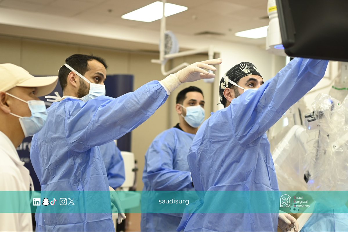 SaudiSurg's tweet photo. Three days. One mission: advancing robotic surgical skills.

Thank you to all participants, faculty, Gulf Medical, and Intuitive for making the da Vinci Robotic Surgery Cadaveric Workshop a memorable educational experience.

#SaudiSurgicalAcademy #RoboticSurgery https://t.co/HS0x9UTHVF