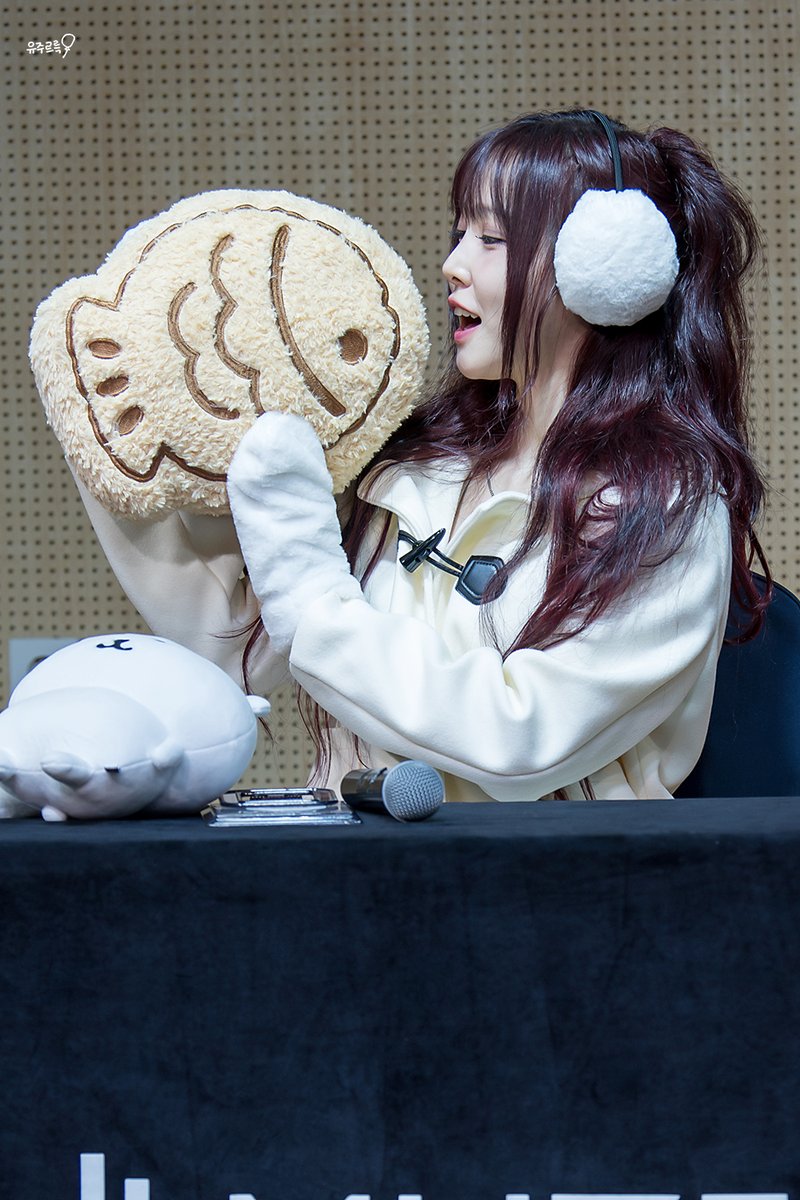 971004_yuju's tweet photo. 260614 팬싸

💙

#유주 #YUJU #최유나

🐶https://t.co/j9GNOfZWDA https://t.co/jaaV7EVjwD