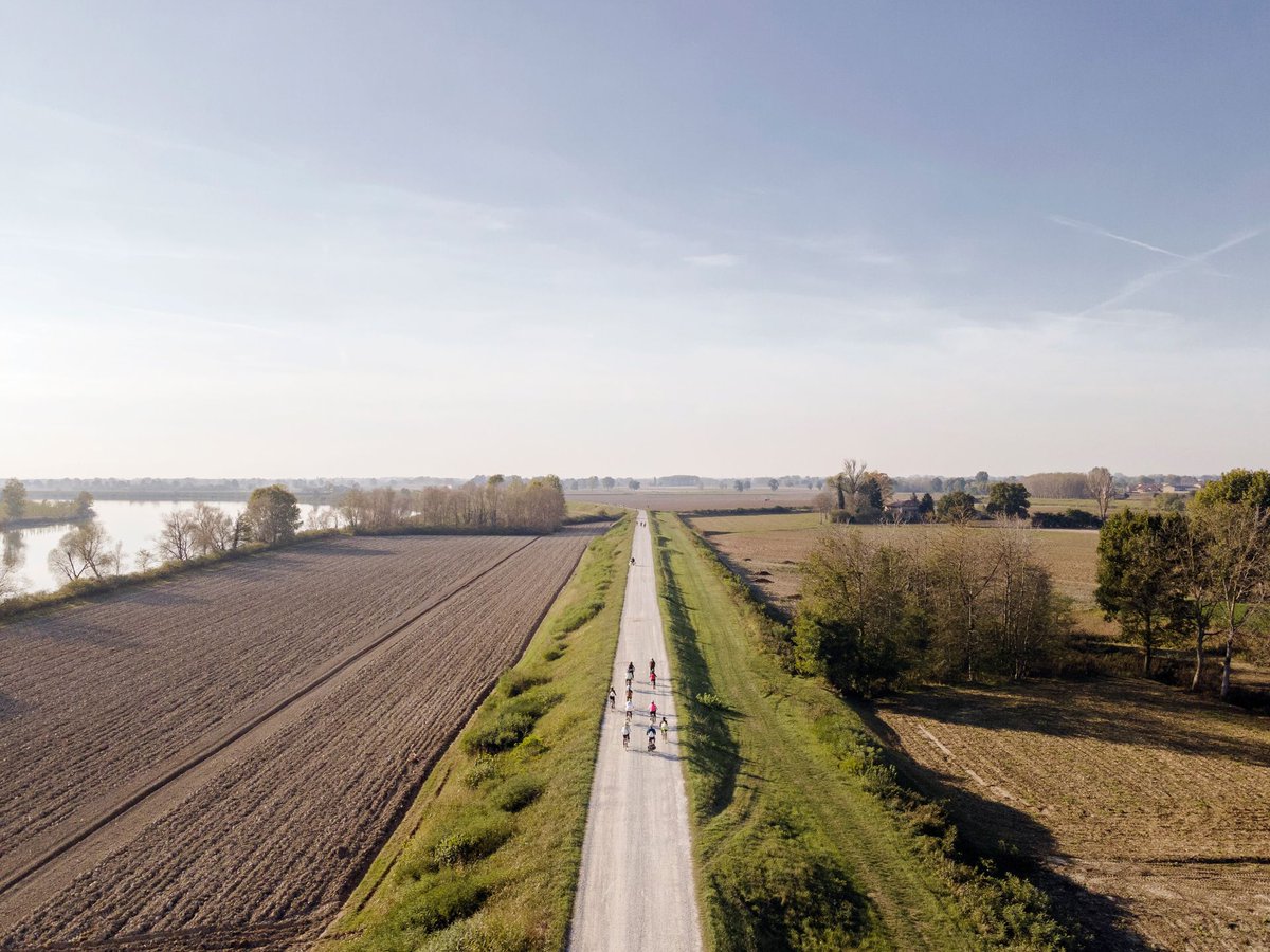 polimi's tweet photo. The results of Borghilenti were presented: the project focusing on slow tourism, social inclusion, urban regeneration and cultural revitalization built by @dastu_polimi and the Municipality of Castelnuovo Bocca d'Adda.
https://t.co/v4taxkJkHq 

#PolimiResearch https://t.co/YoHKq8fgRI