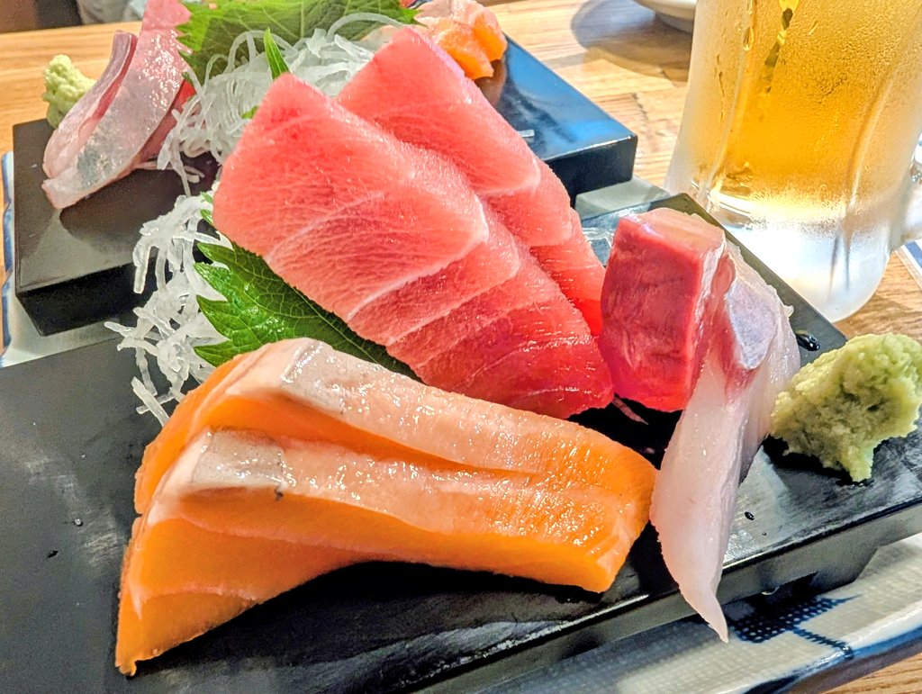 tyubo_0's tweet photo. 月曜から飲んでしまった🍺
最近は、
揚げ物よりもお刺身が美味い🐟

 #お腹ペコリン部  #Twitter晩酌部  #x晩酌部 https://t.co/21hIG1nTHH
