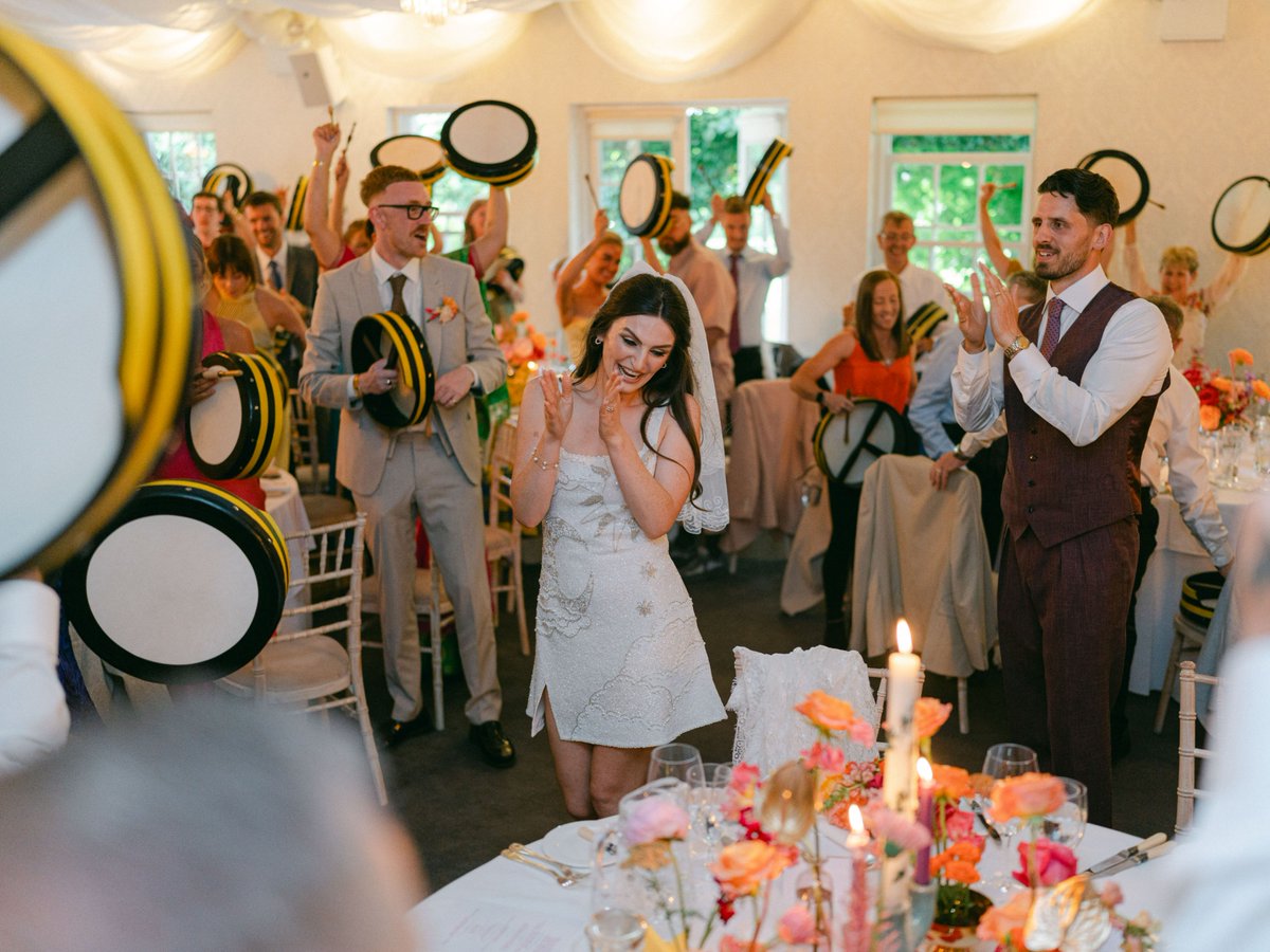 TheBodhranBuzz's tweet photo. Have all your favourite people be part of your first entrance as a married couple ❤️🥁

A Bodhrán Buzz workshop creates a special memory for both you and your guests - one everyone will be talking about long after the big day.

Get in touch! ✨

https://t.co/gASySSKePa https://t.co/nGMqpMBPIk
