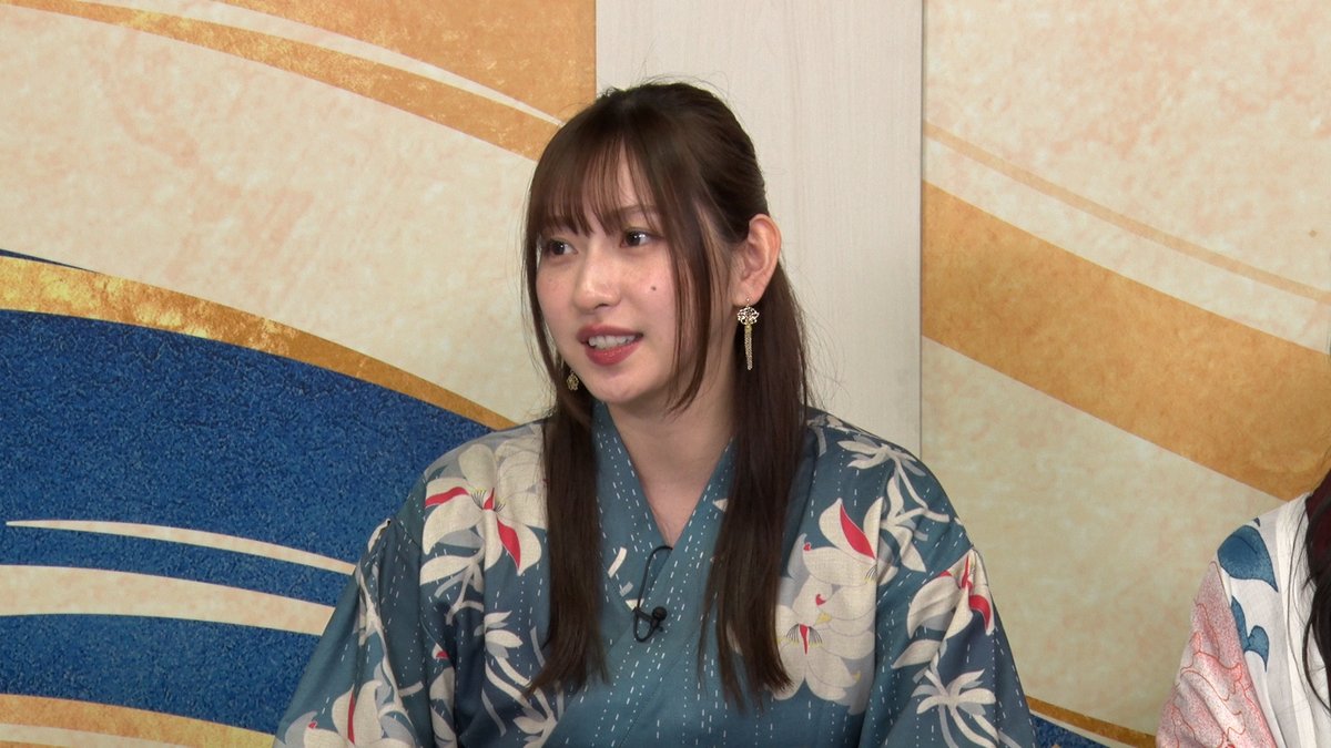 Nishinokaze_mbs's tweet photo. このあと深夜0時59分放送📺
#ブラン堂

大阪府和泉市の宝石💎✨
出演者の皆さんと一緒にクイズに挑戦してください🔥

ゲストは #江端妃咲 💛
@JuiceJuice_uf

バイヤーは
河西美帆（MBSアナウンサー）
#植村あかり
@AKARIUEMURA23
#西田汐里
@BEYOOOOONDS_ https://t.co/1vX1ss5h1c