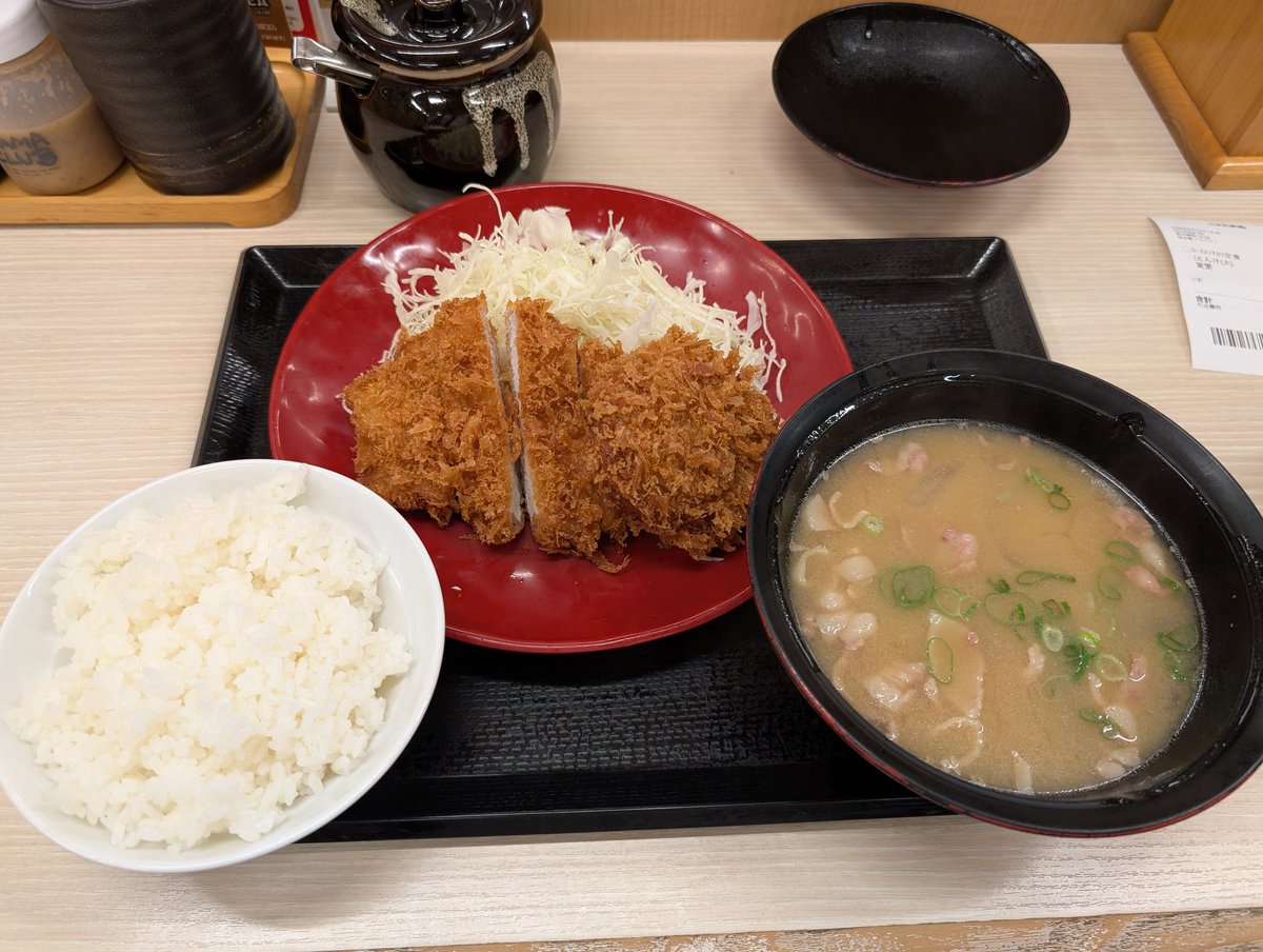 yatacrow's tweet photo. ばんごはーん https://t.co/lNvsRVhhIA