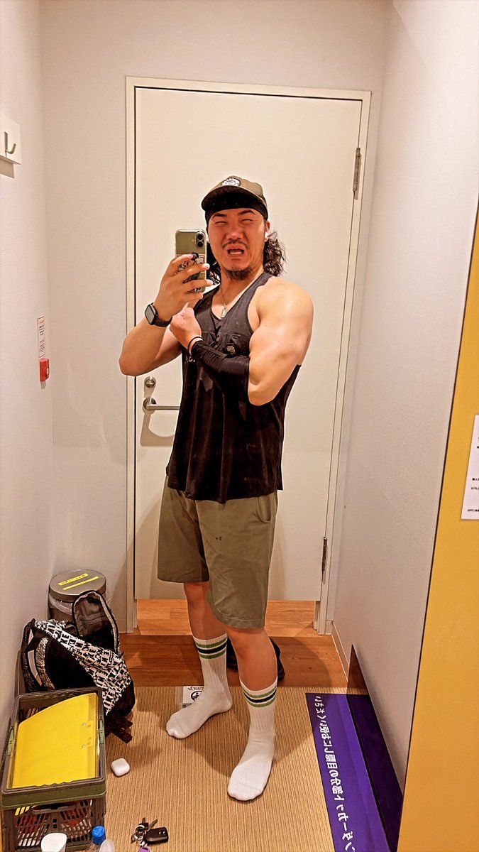 triceps66's tweet photo. やぁ、みんな！！
ポストするだけして、全然見てない俺だよ！！ https://t.co/B4u96frNUP
