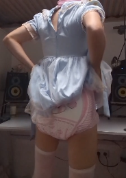 MummyRoseABDL's tweet photo. Taking care of my little ones over here.... ready to build a big nursery full of cute gurls, playing in their playpen all day long! 🍼👼👶 

how cute is sissy baby Lily? I like getting her dwunk and showing off her cute diaper 😈😳

abdl diaperlover adultbaby mommydomme intox https://t.co/p4atl8MocL