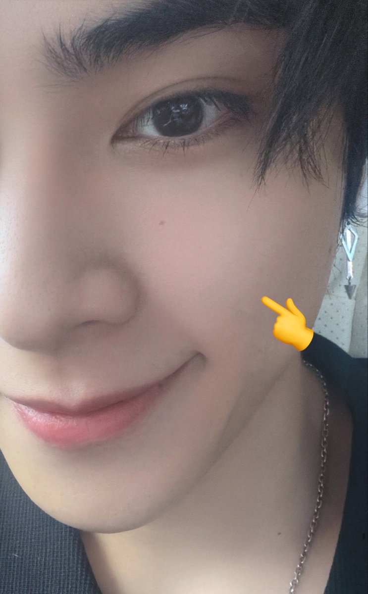 dddddddddddejun's tweet photo. 찔러보고싶넹 https://t.co/w1m0WYJ0E1
