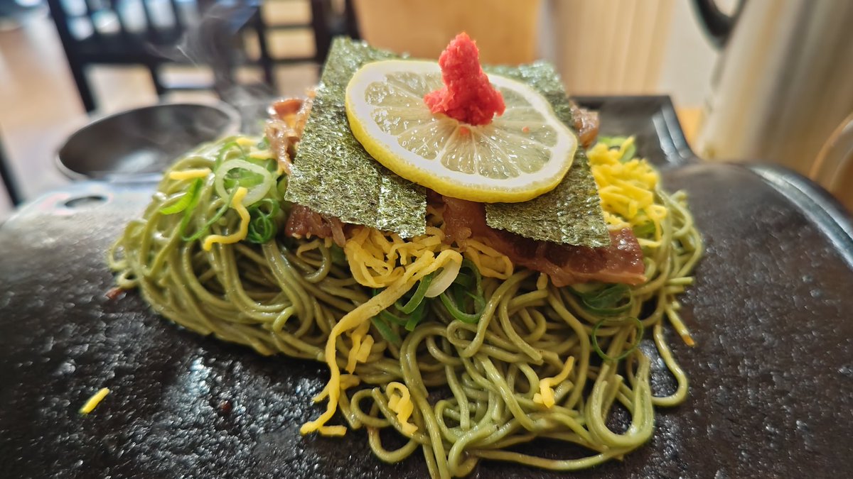 RCcaptain's tweet photo. 渡った先で瓦そばと岩国寿司のセット。
#タミグラ飯テロ https://t.co/sKLyqBwcai