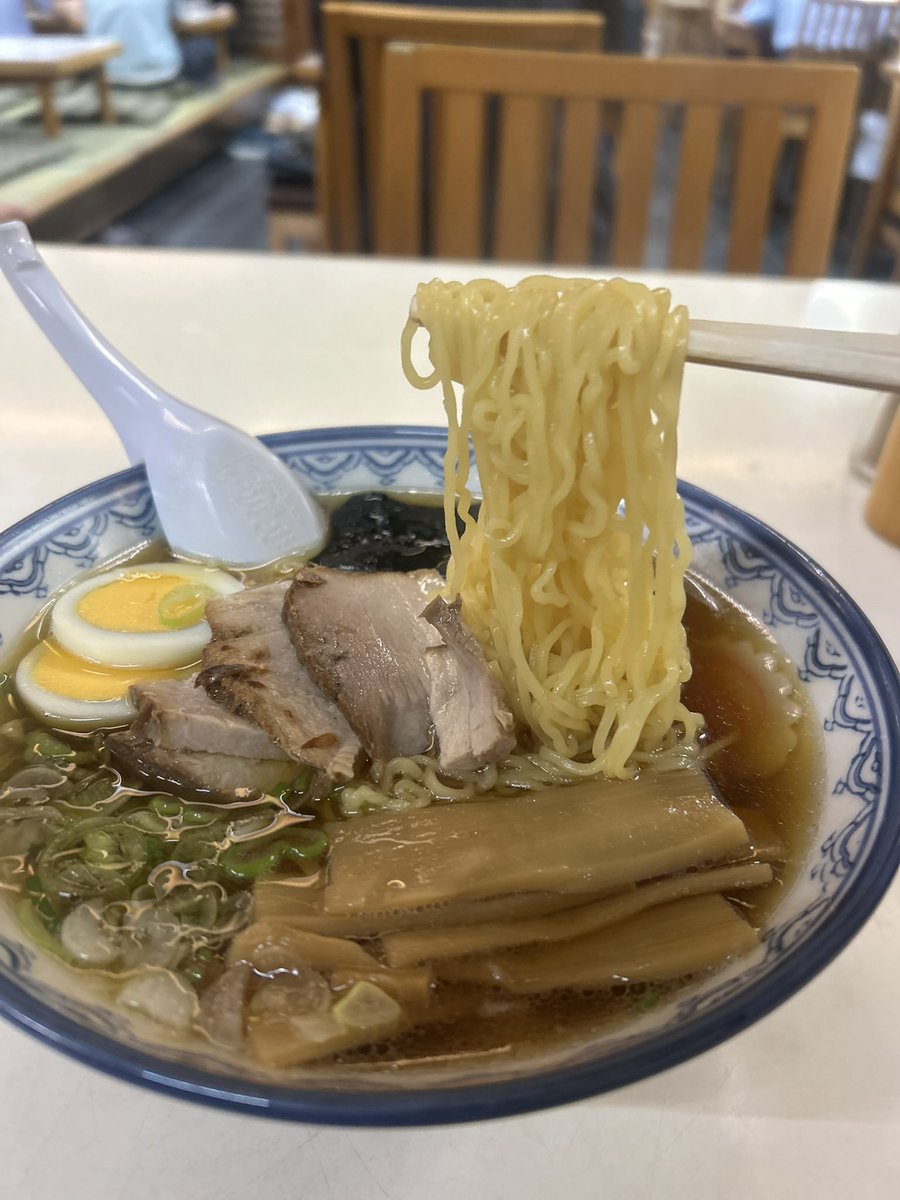 masayanen22's tweet photo. 秋田市大町｢そば処 紀文｣

･千秋麺 

そば処なのにおそば食べたことないです！それくらいこれがおいしいのです！
いつまで食べれるのかな•́ω•̀)?
#まぁさん食べたよ https://t.co/qRlCy5FnGC